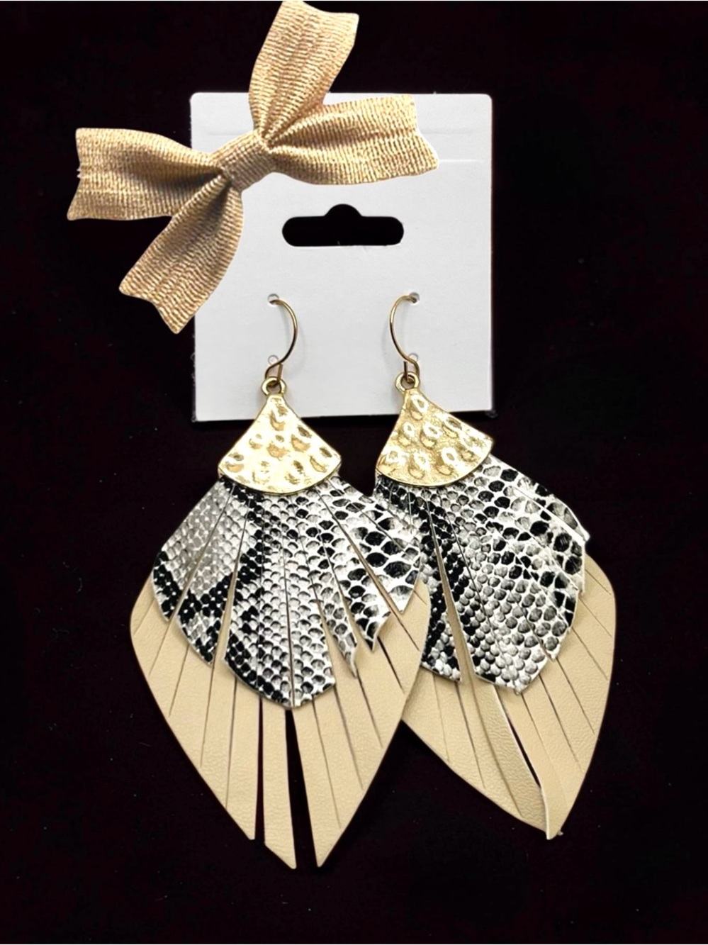 NWT✨Gold Layered Python Dangle Earrings - Picture 6 of 13